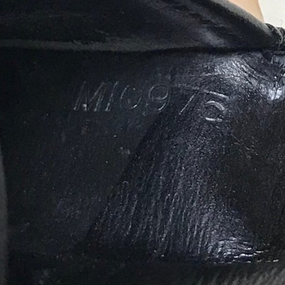 Authentic Louis Vuitton Black Epi Leather Pocket Organizer - Picture 2 of 6